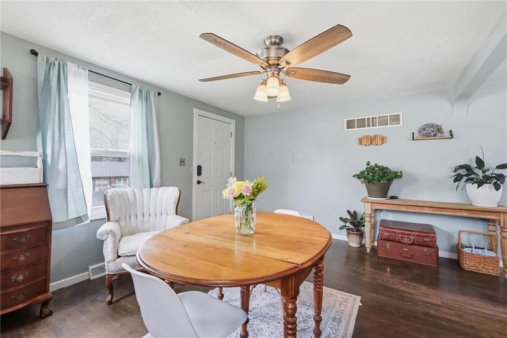 Listing Photo MLS #HMS2614539