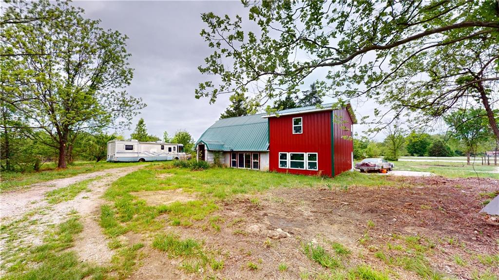 Listing Photo MLS #HMS2615923