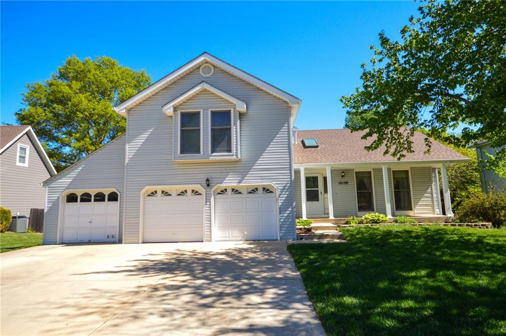 Listing Photo MLS #HMS2616019