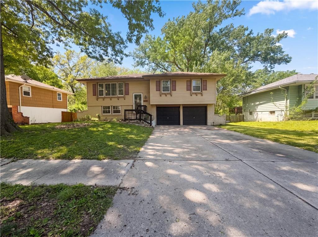 Listing Photo MLS #HMS2616201