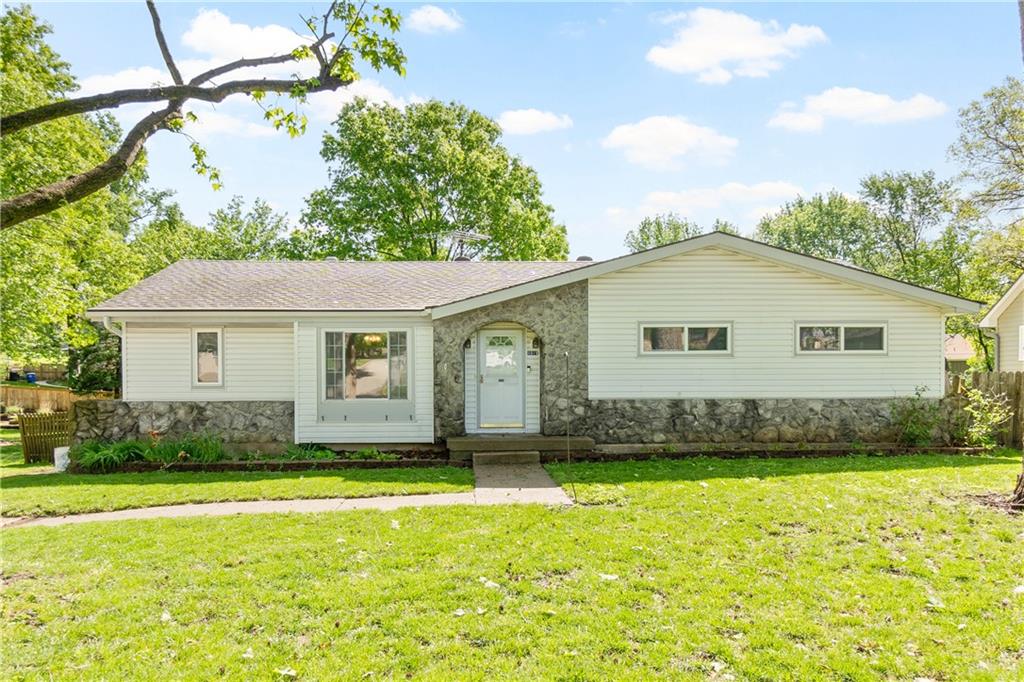 Listing Photo MLS #HMS2616284