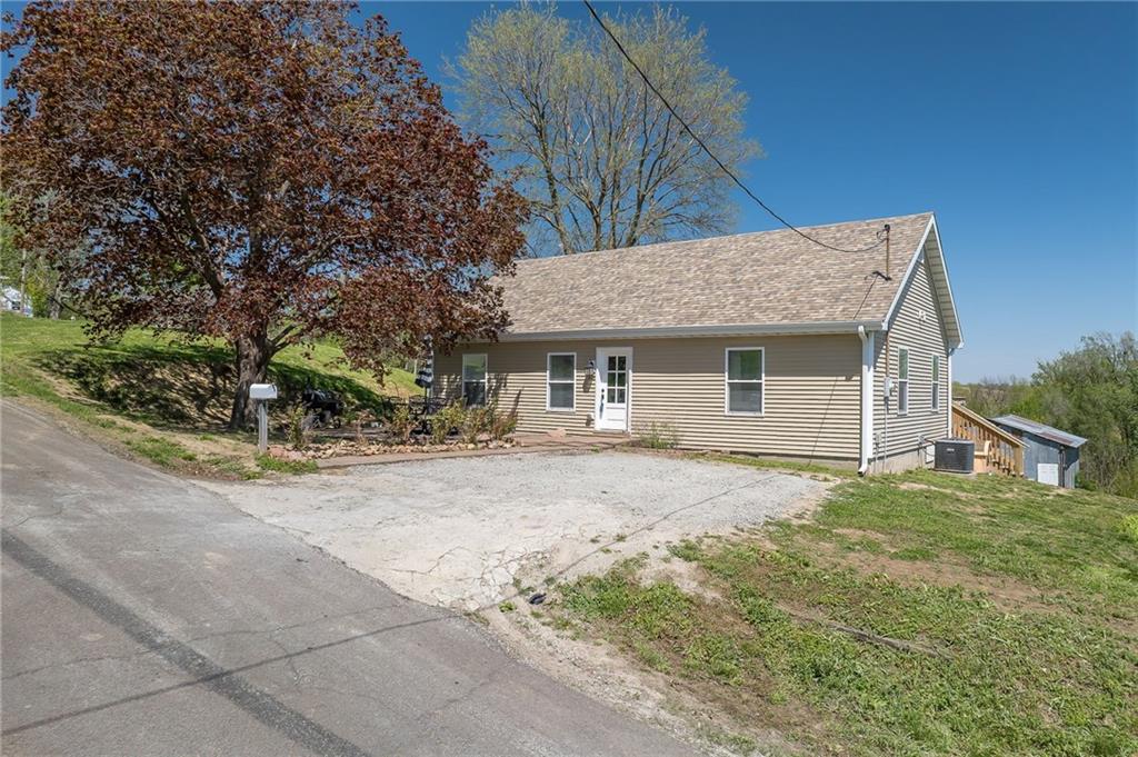 Listing Photo MLS #HMS2616344