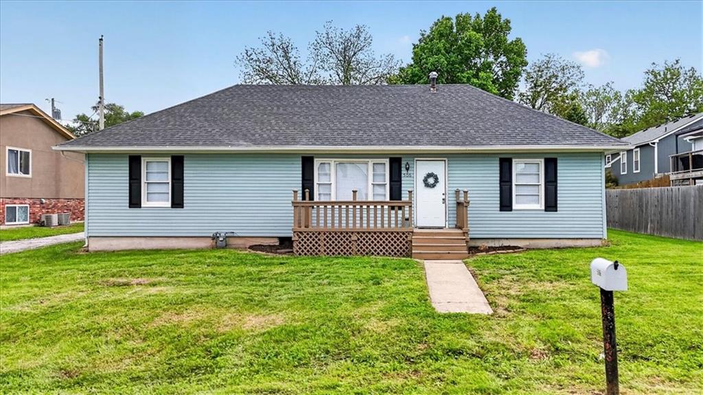 Listing Photo MLS #HMS2616806