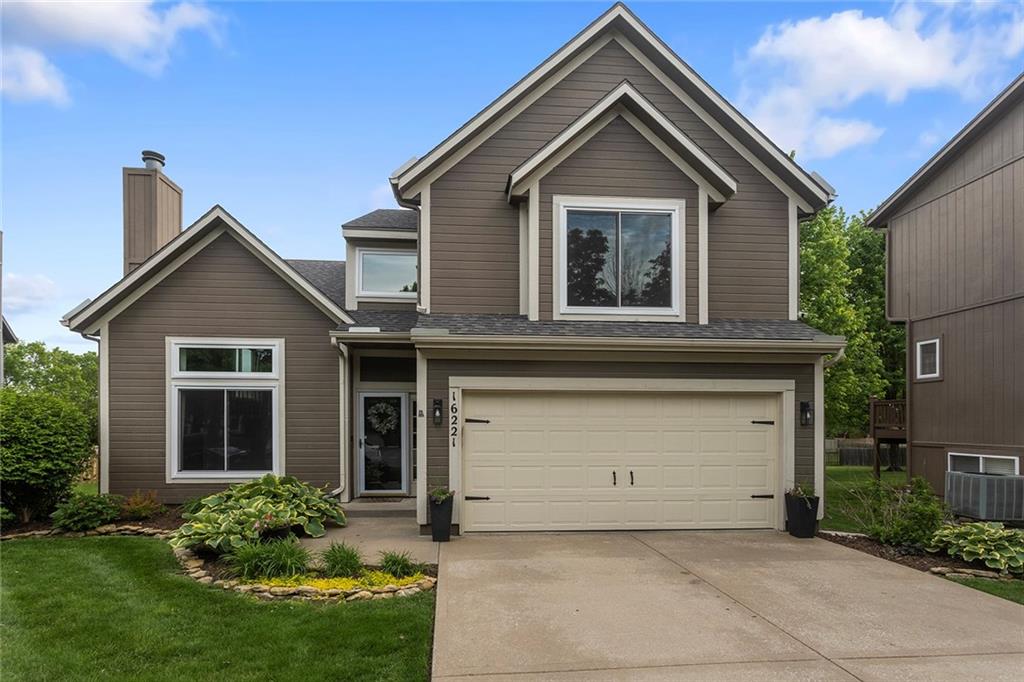 Listing Photo MLS #HMS2616875