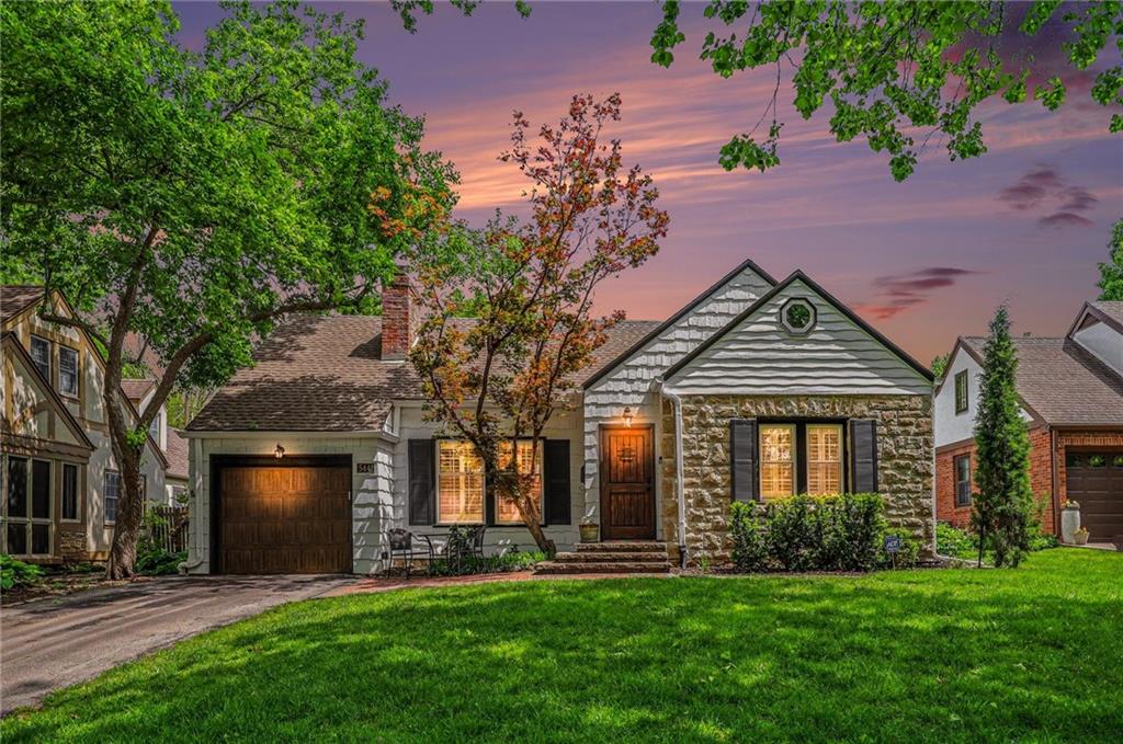 Listing Photo MLS #HMS2616904