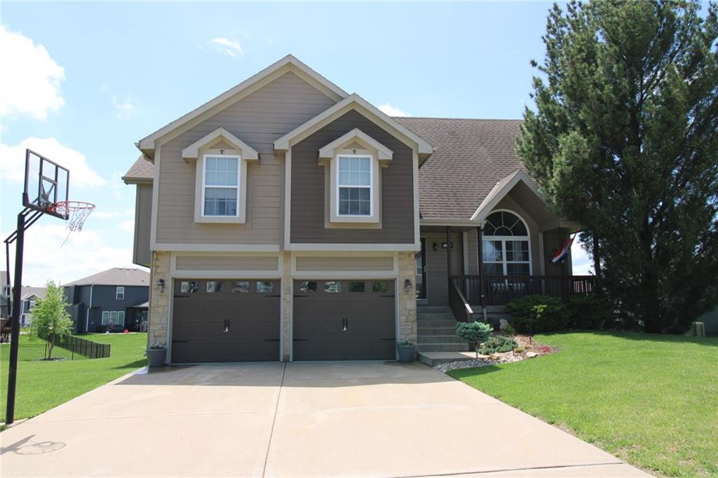 Listing Photo MLS #HMS2617111