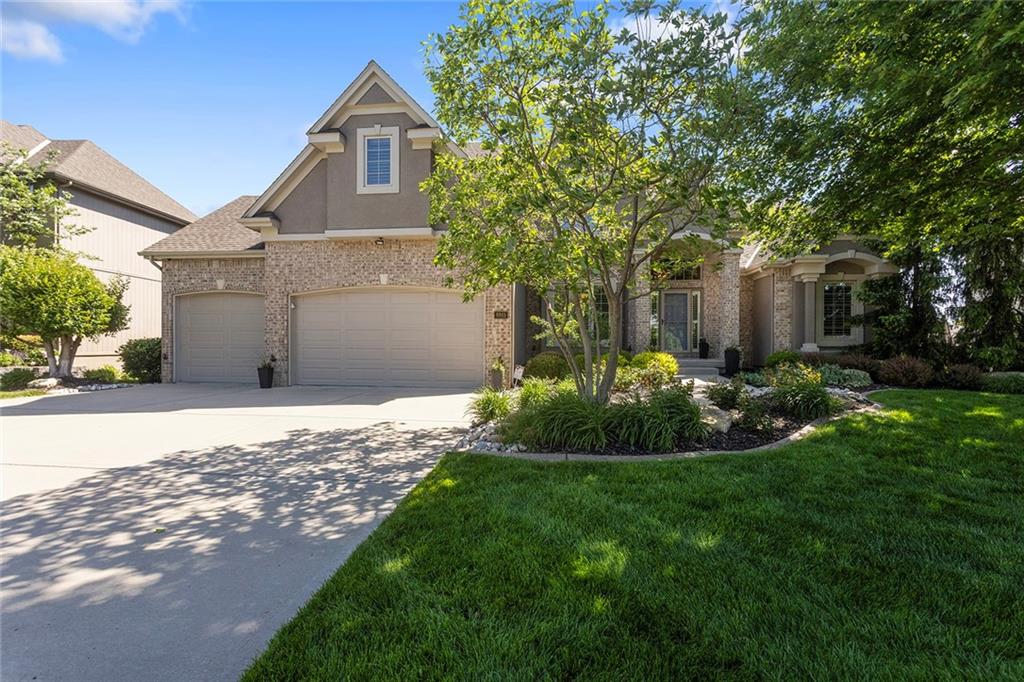 Listing Photo MLS #HMS2617155