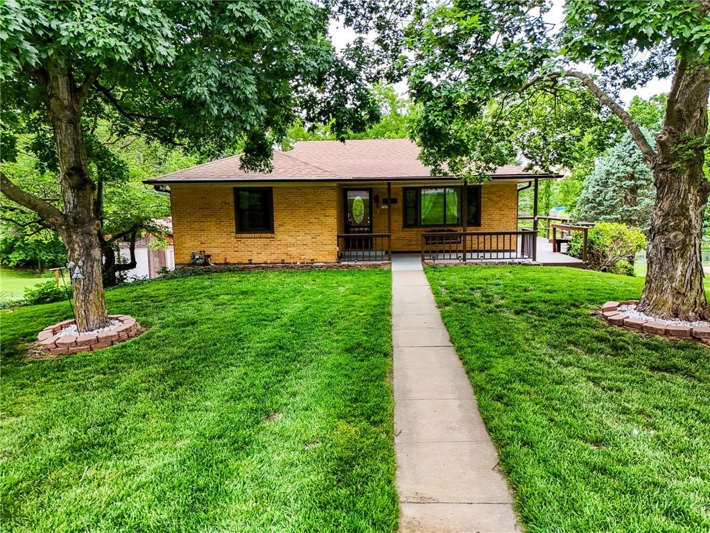 Listing Photo MLS #HMS2617576