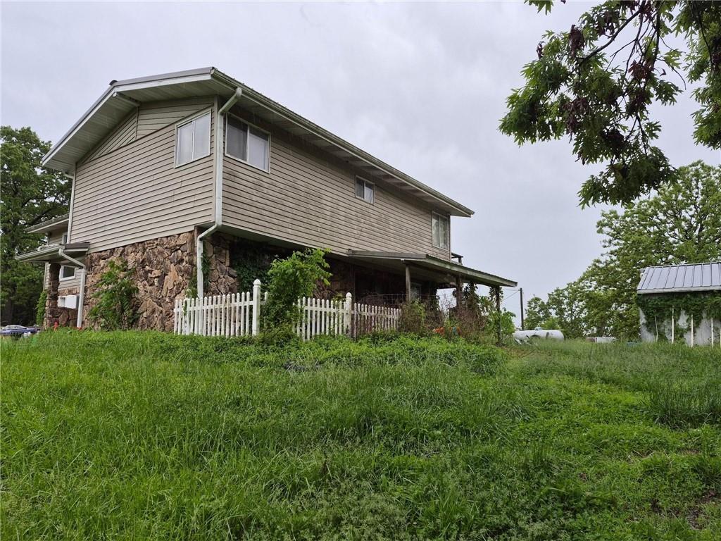 Listing Photo MLS #HMS2617692