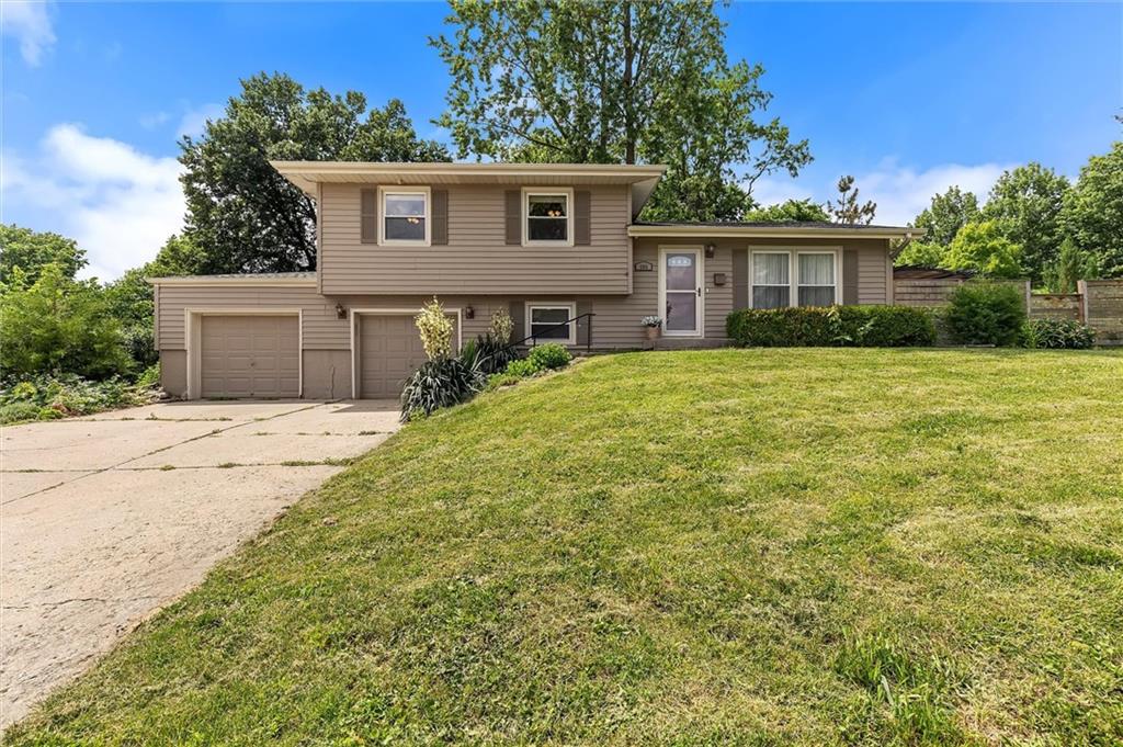 Listing Photo MLS #HMS2618184