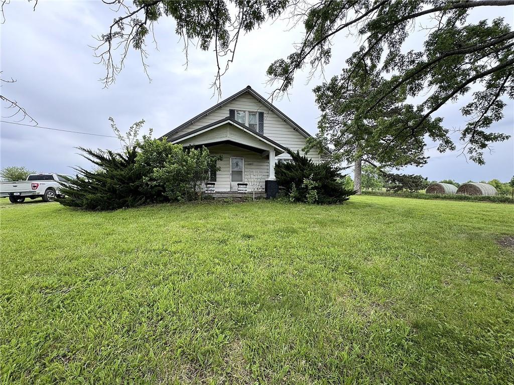 Listing Photo MLS #HMS2618272
