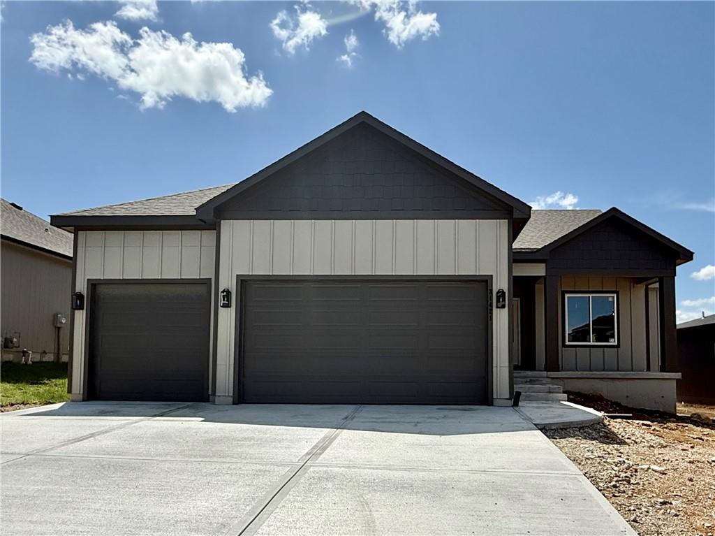 Listing Photo MLS #HMS2618431