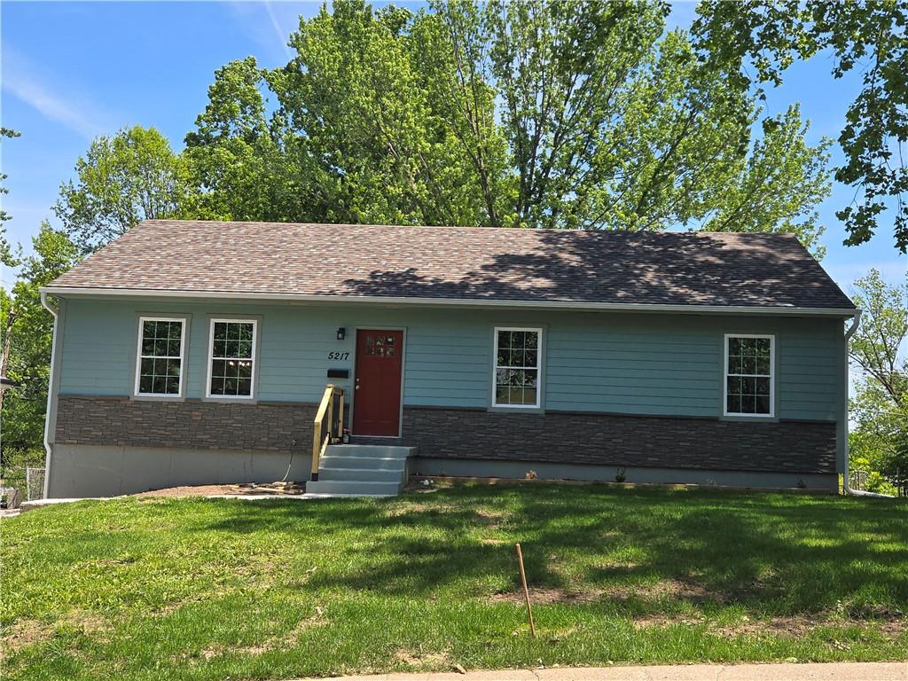 Listing Photo MLS #HMS2619021