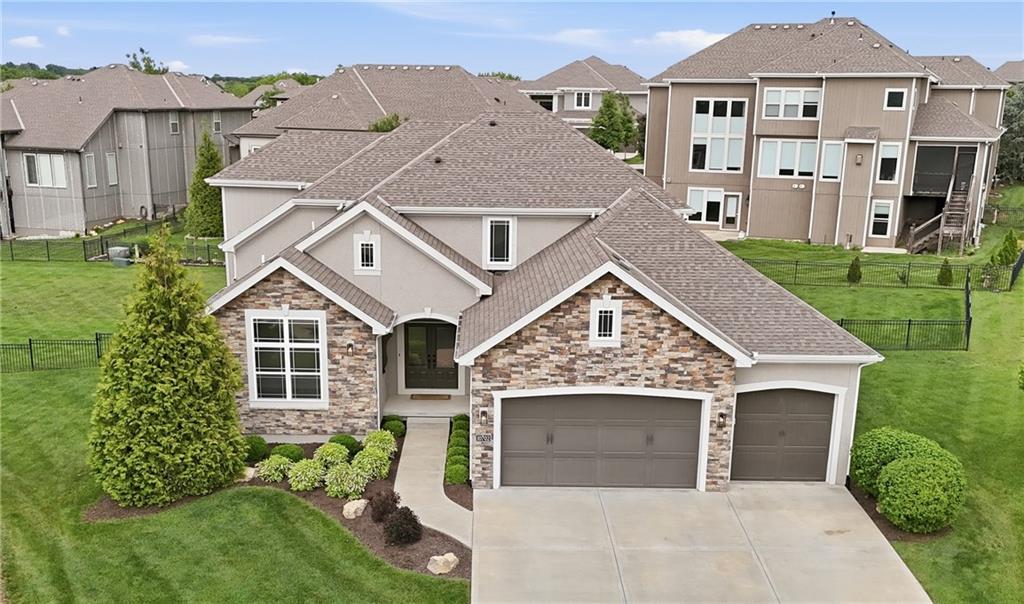 Listing Photo MLS #HMS2619688