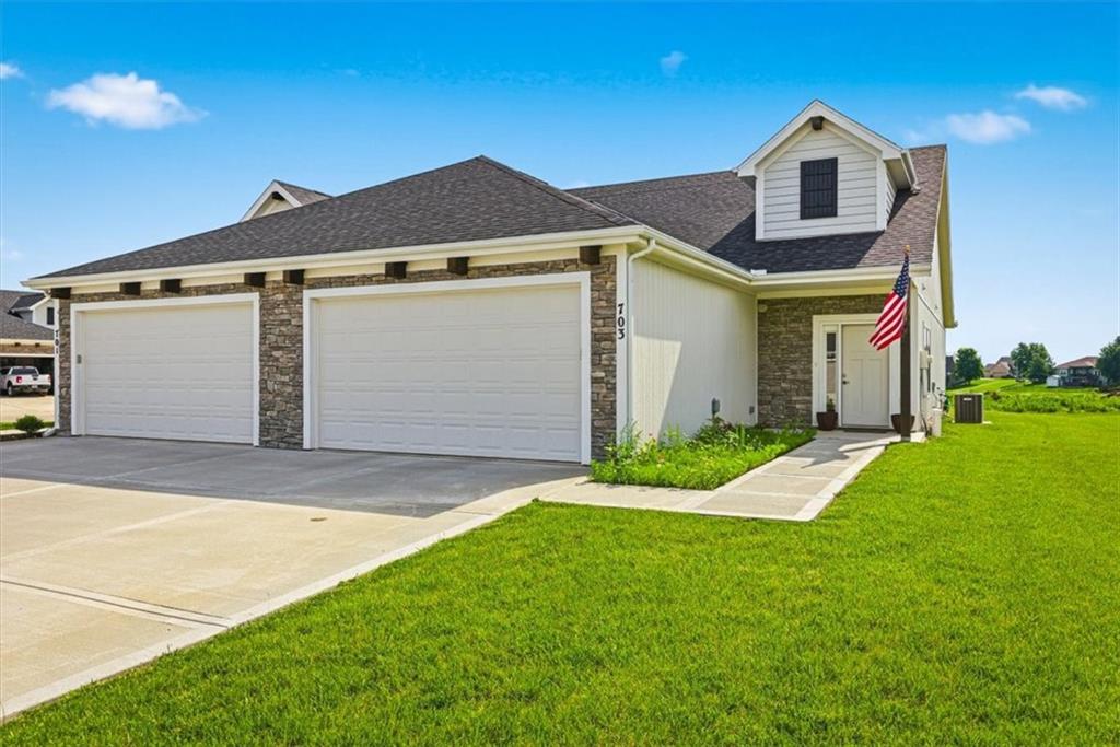 Listing Photo MLS #HMS2621669