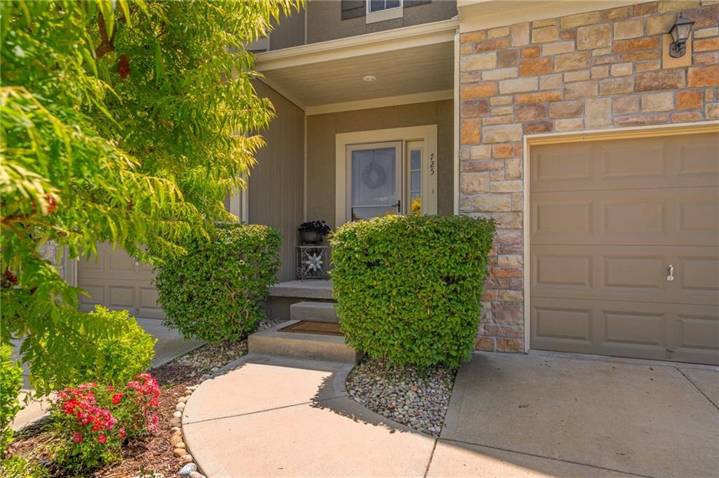Listing Photo MLS #HMS2622179
