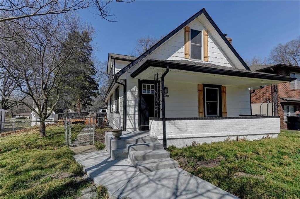 Listing Photo MLS #HMS2623404