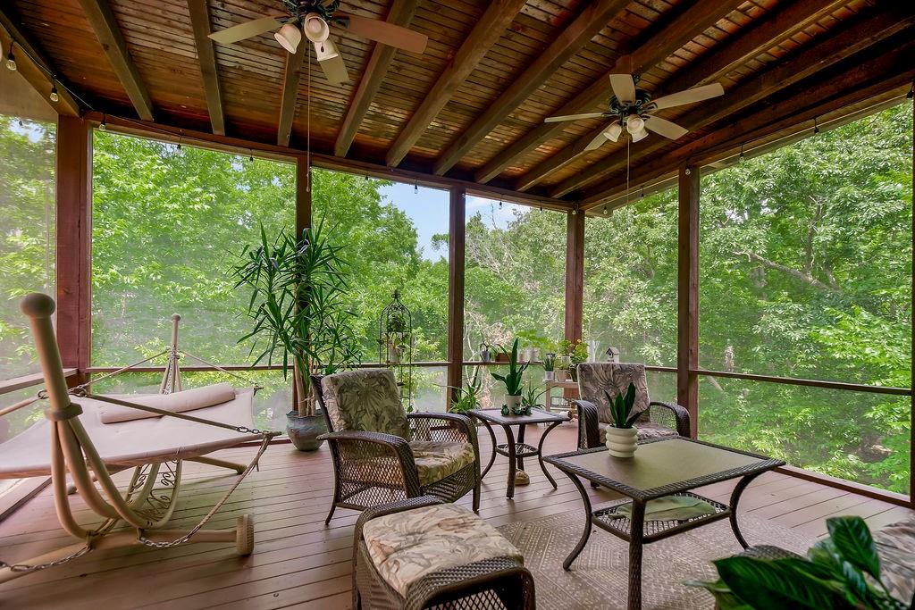 Listing Photo MLS #HMS2628037