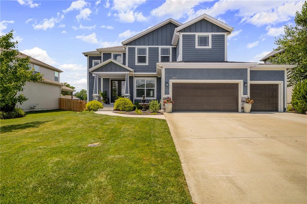 Listing Photo MLS #HMS2629843