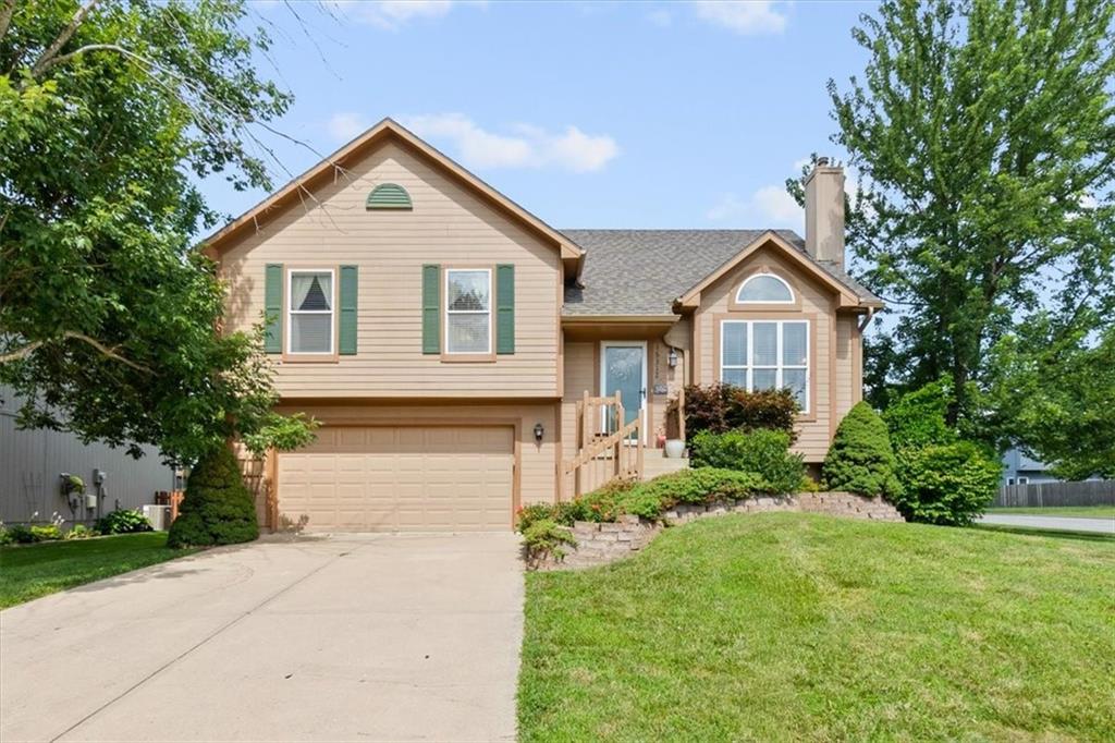 Listing Photo MLS #HMS2630299