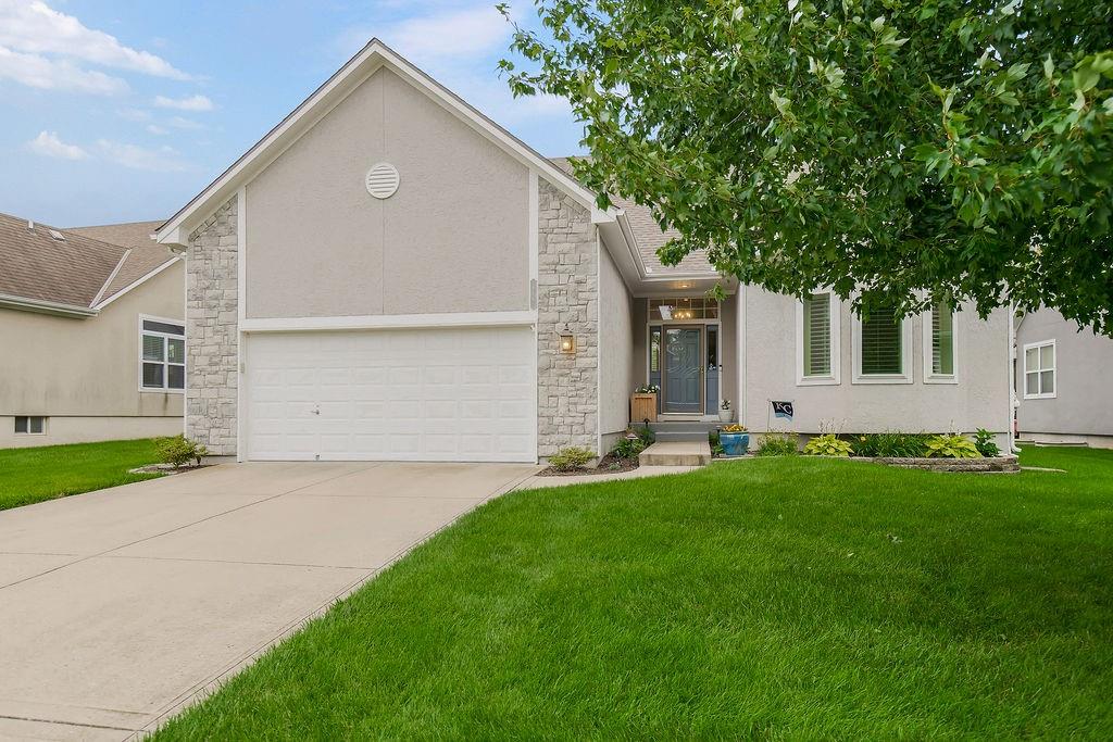 Listing Photo MLS #HMS2630434