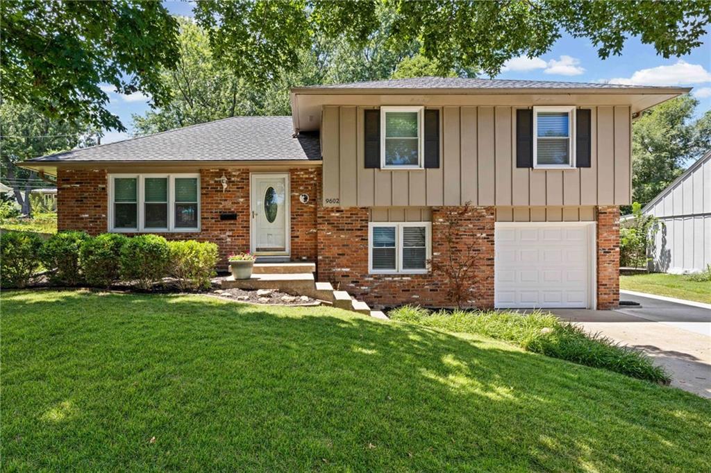 Listing Photo MLS #HMS2630493