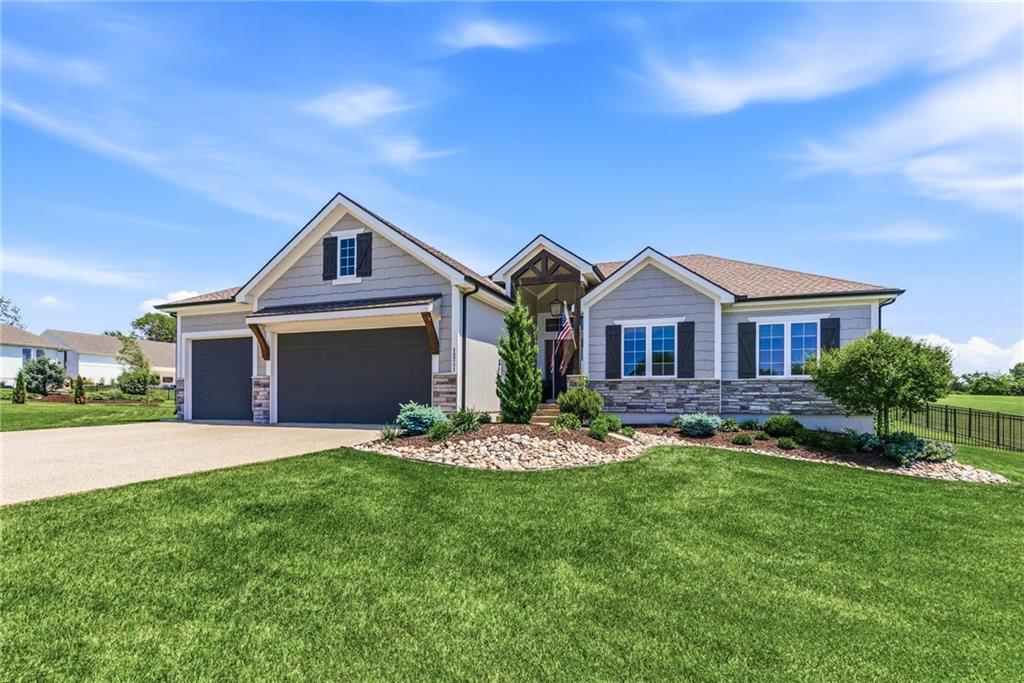 Listing Photo MLS #HMS2630504