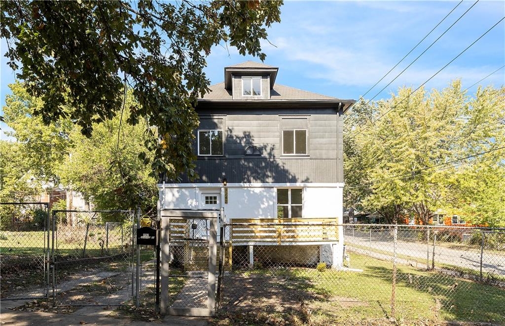 Listing Photo MLS #HMS2630702