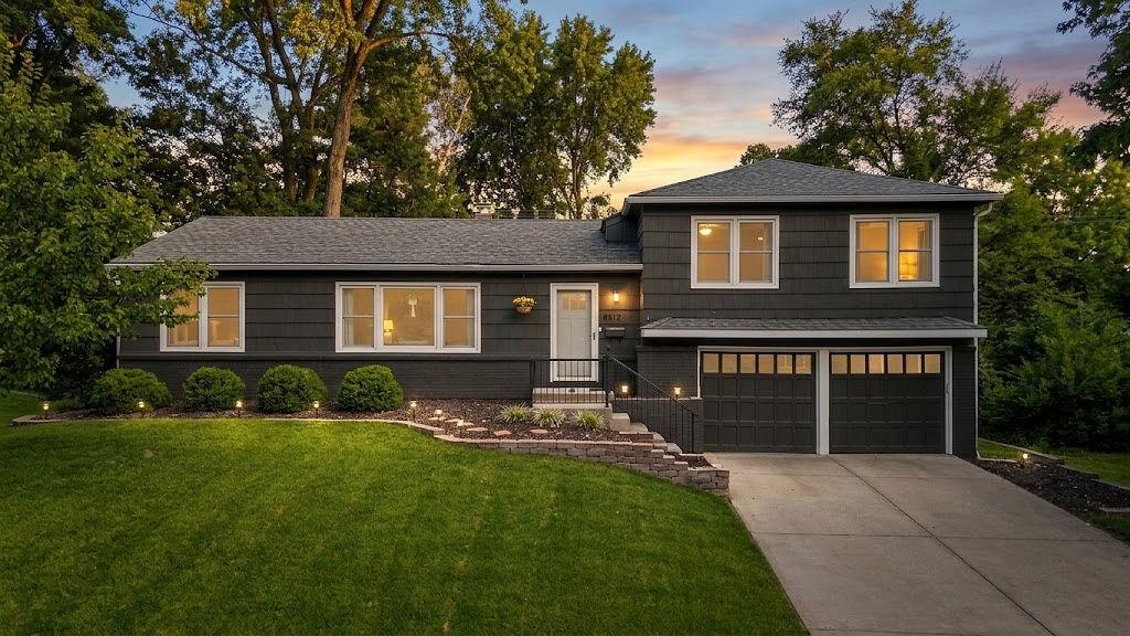 Listing Photo MLS #HMS2630980