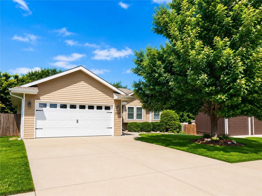 Listing Photo MLS #HMS2631086