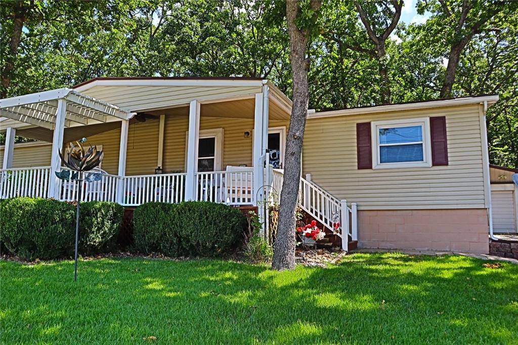 Listing Photo MLS #HMS2631102