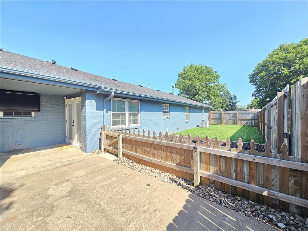 Listing Photo MLS #HMS2631140