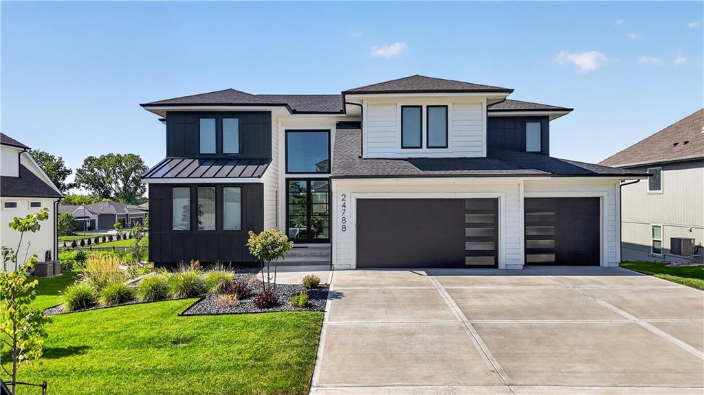 Listing Photo MLS #HMS2631387
