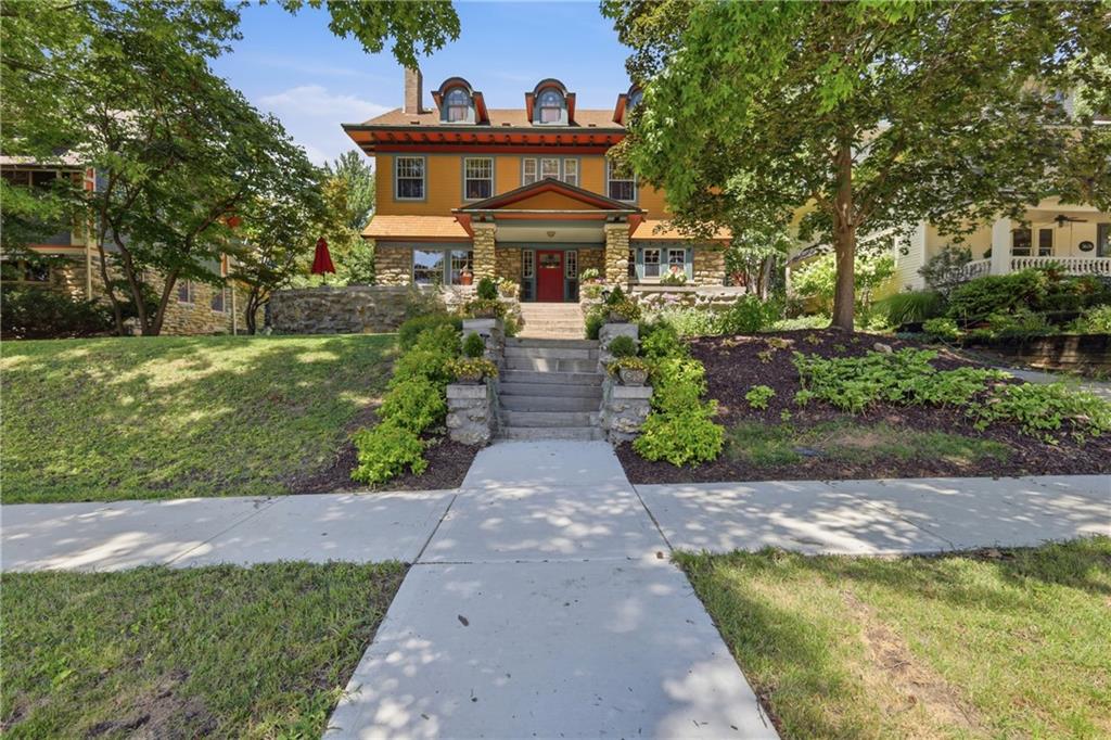 Listing Photo MLS #HMS2631406