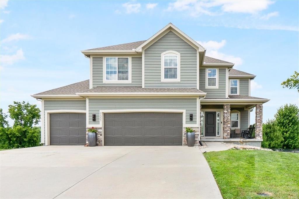 Listing Photo MLS #HMS2631423