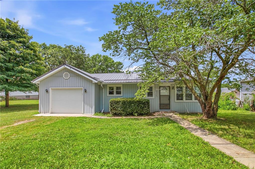 Listing Photo MLS #HMS2631673