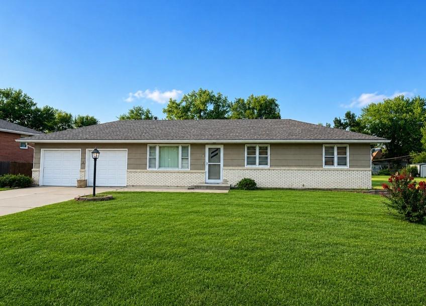 Listing Photo MLS #HMS2631675
