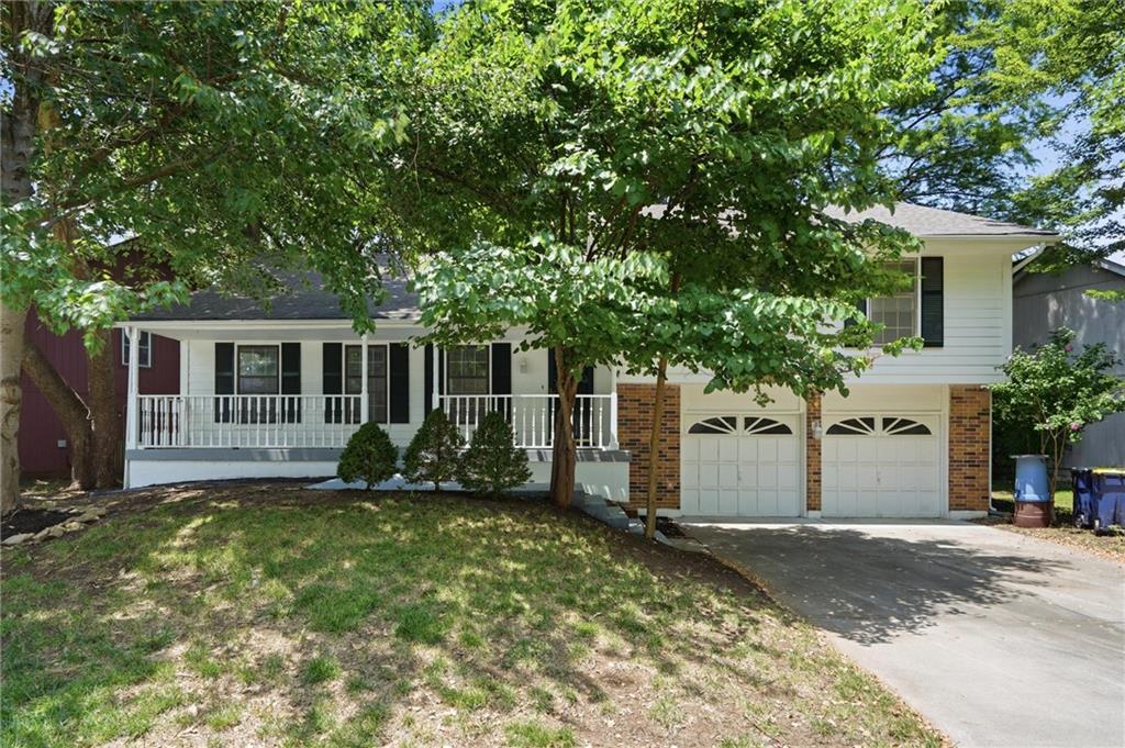 Listing Photo MLS #HMS2631822