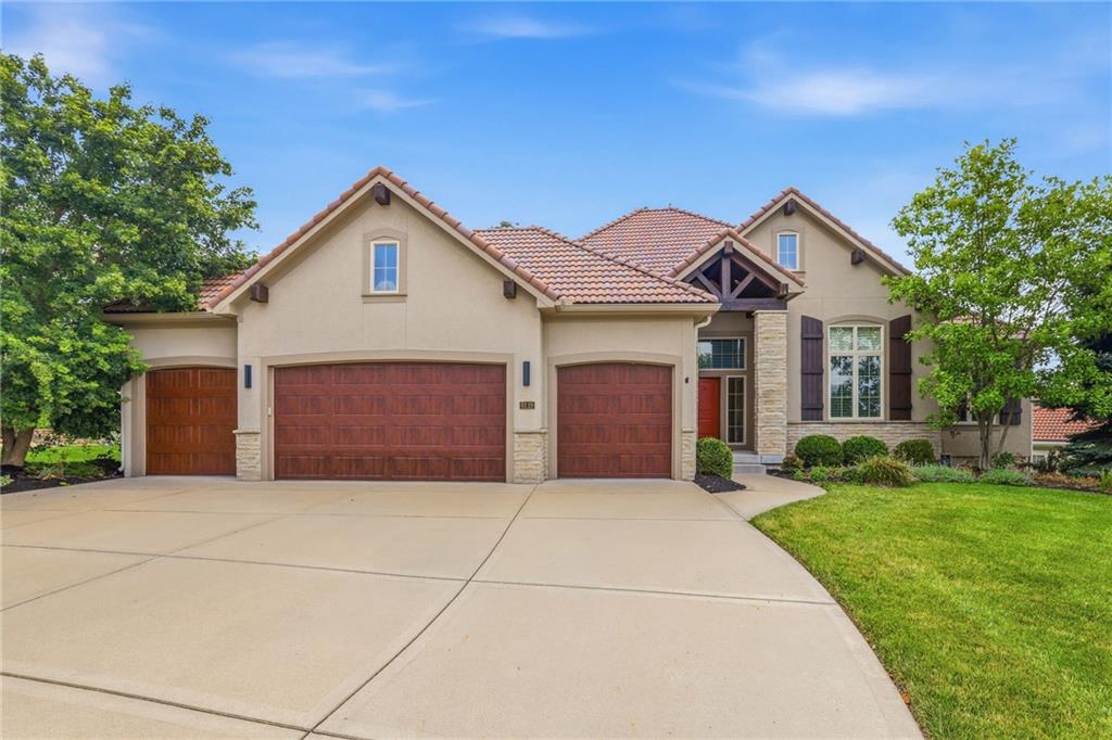 Listing Photo MLS #HMS2631870