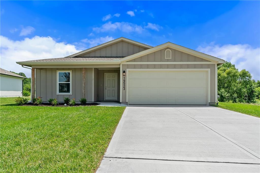 Listing Photo MLS #HMS2631966