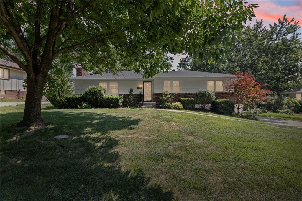 Listing Photo MLS #HMS2631975