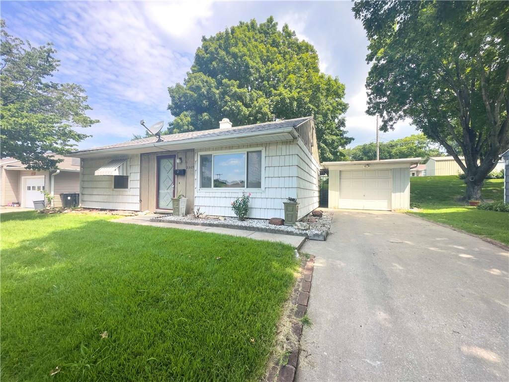 Listing Photo MLS #HMS2632105