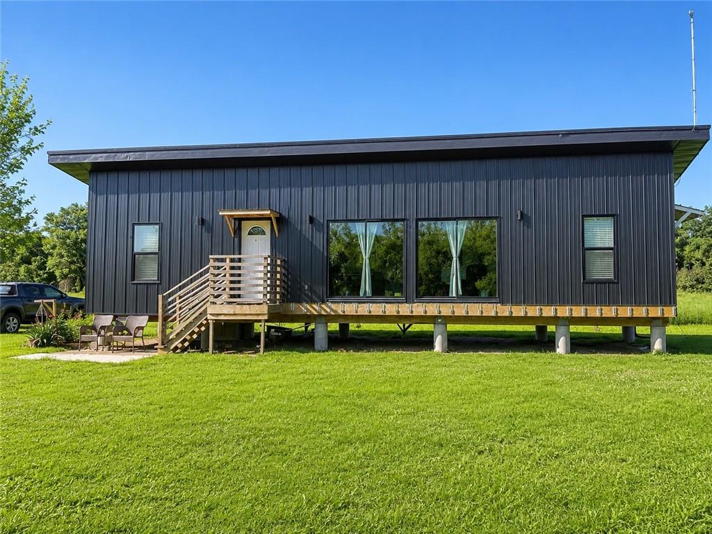 Listing Photo MLS #HMS2632358