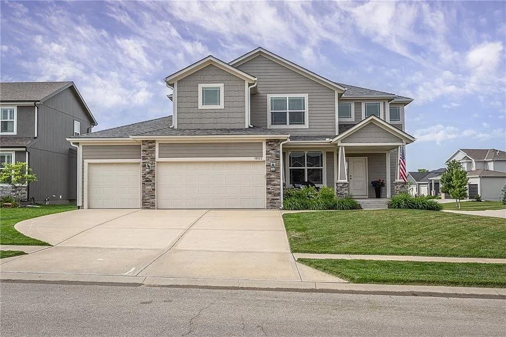 Listing Photo MLS #HMS2632583