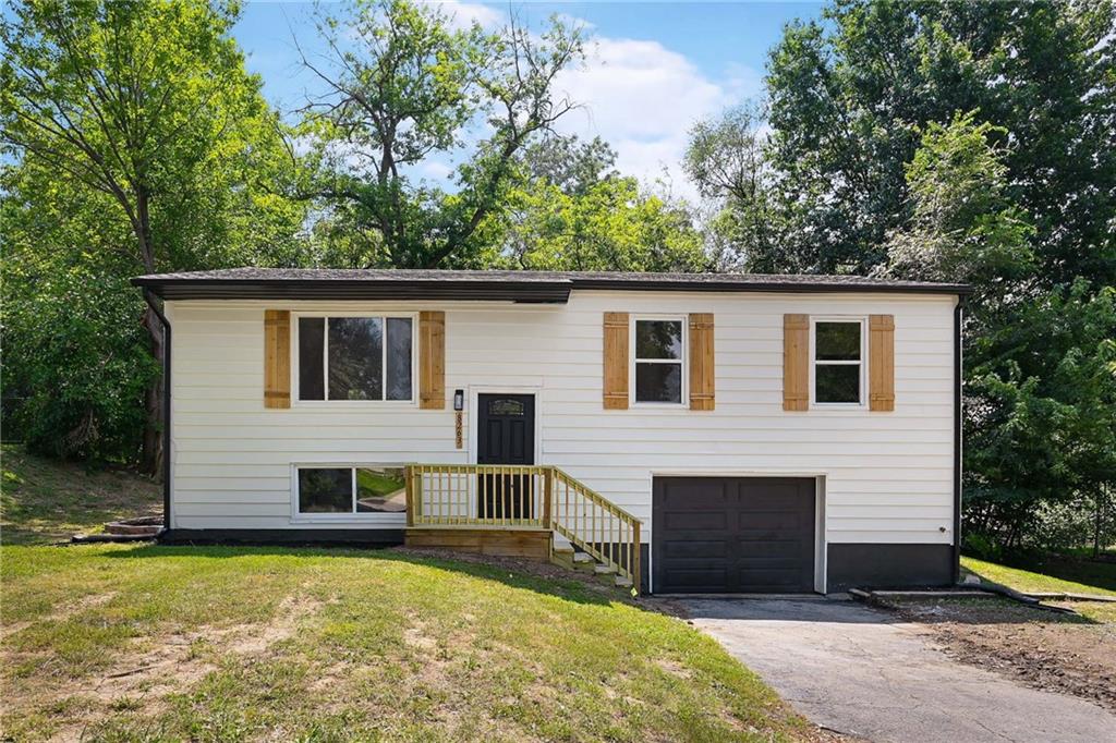 Listing Photo MLS #HMS2632762