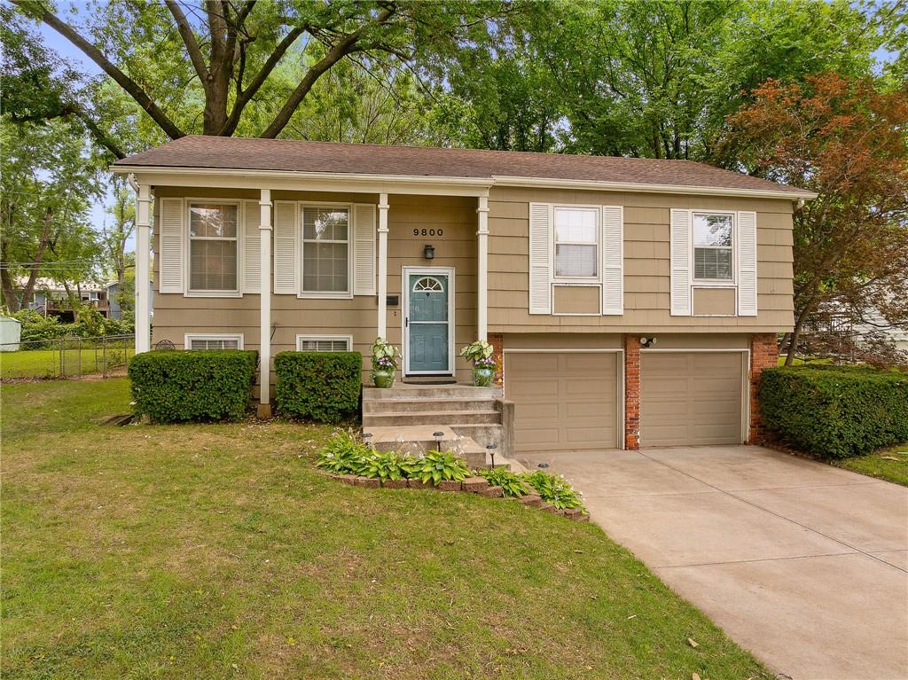 Listing Photo MLS #HMS2632998