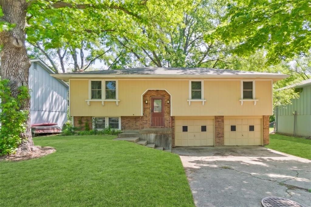 Listing Photo MLS #HMS2633004