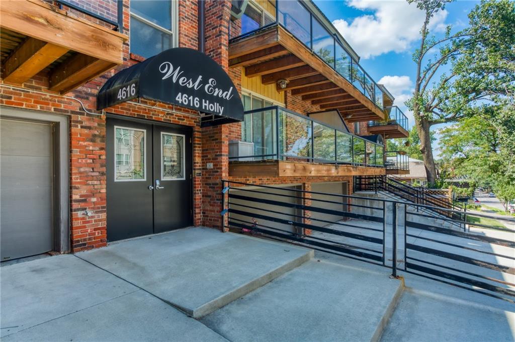 Listing Photo MLS #HMS2633226