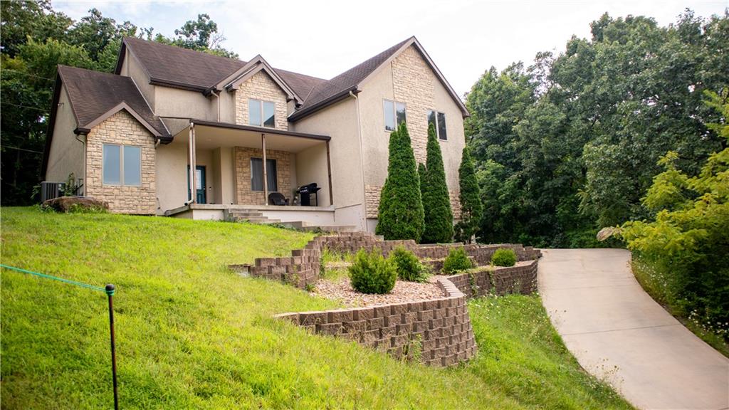 Listing Photo MLS #HMS2633529
