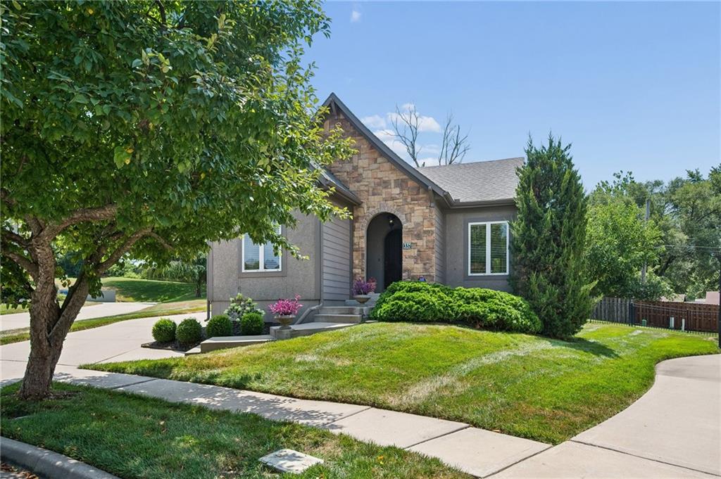 Listing Photo MLS #HMS2633530